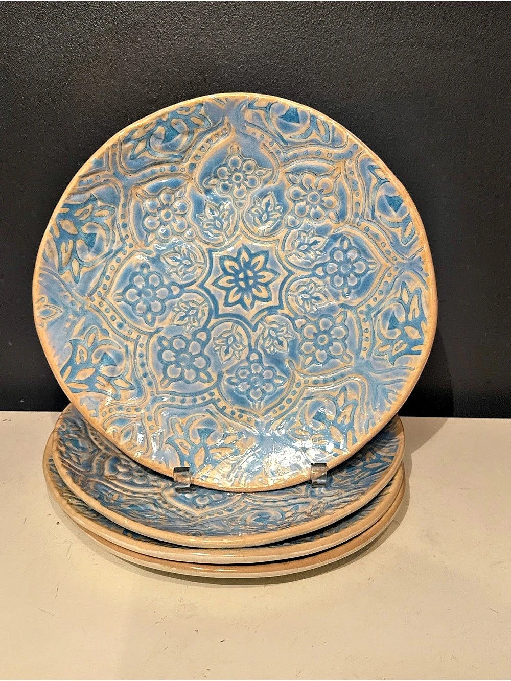 Cynthia Rowley Floral Blue & Tan Decorative Plates Set of 4
